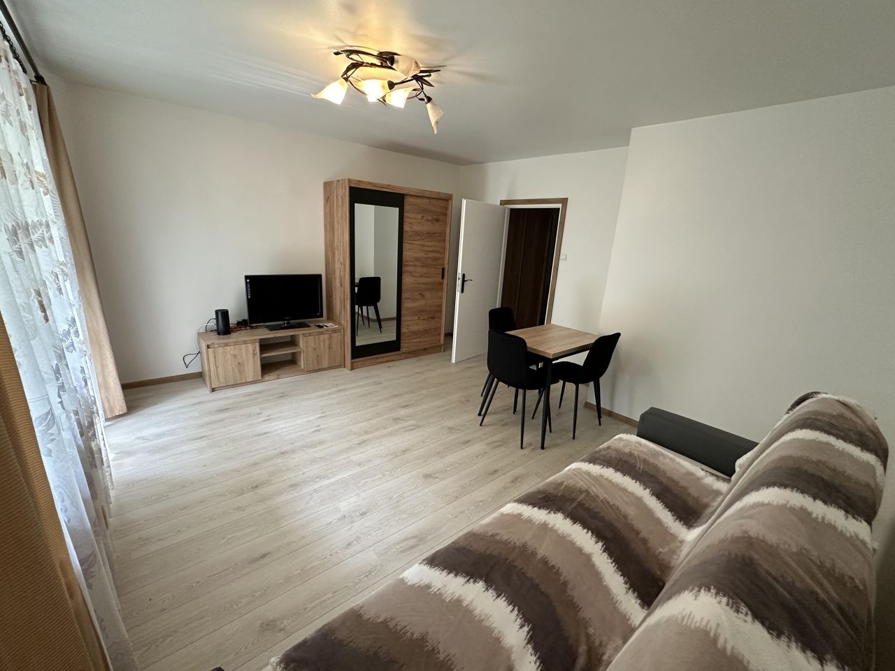 Mieszkanie 2-pokojowe Kraków Czyżyny, os. 2 Pułku Lotniczego