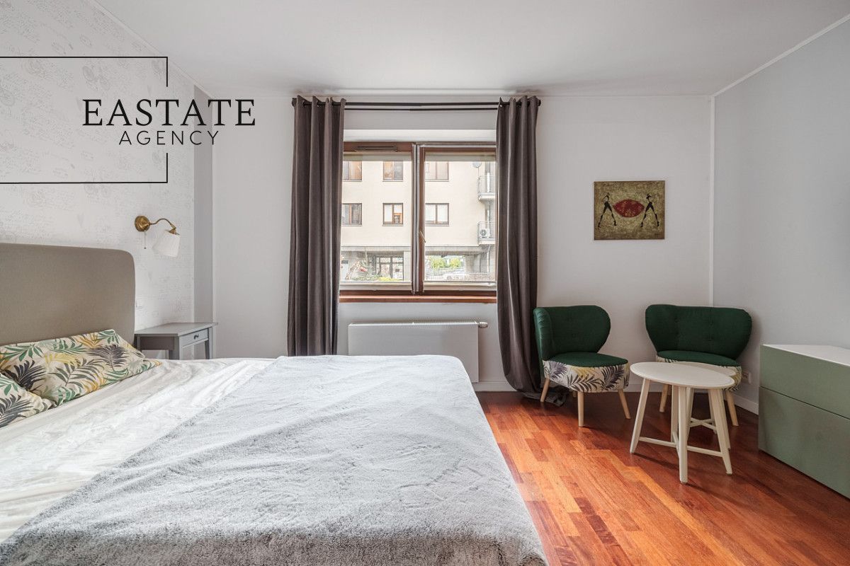 Mieszkanie 3-pokojowe Warszawa Śródmieście, ul. Dobra. Zdjęcie 3