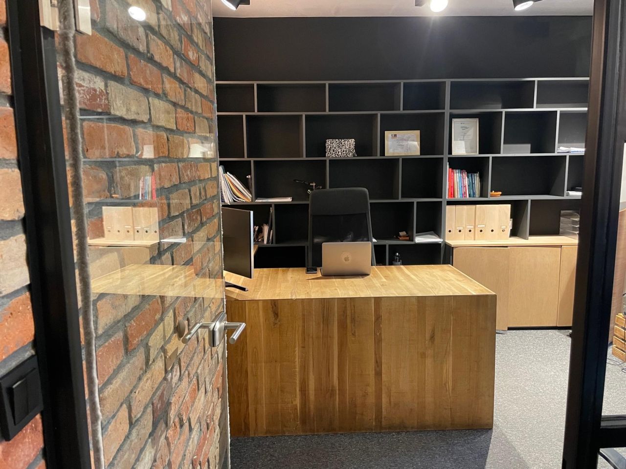 Mieszkanie 3-pokojowe Wrocław Stare Miasto, ul. gen. Władysława Sikorskiego. Zdjęcie 4