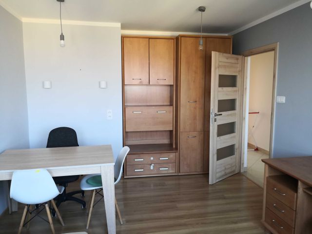 Mieszkanie 3-pokojowe Łódź Górna, rondo Lotników Lwowskich. Zdjęcie 1