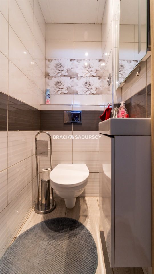 dom szeregowy, 13 pokoi Kraków, ul. Powstańców Wielkopolskich. Zdjęcie 10