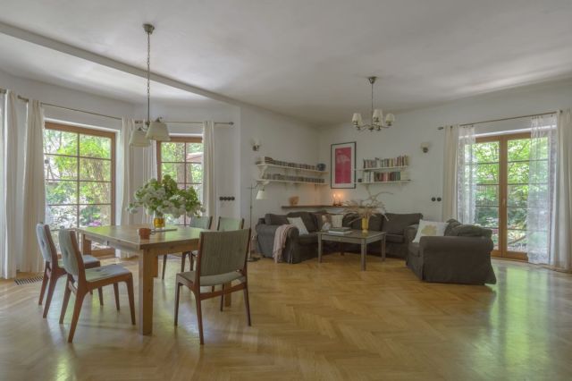 dom wolnostojący, 7 pokoi Podkowa Leśna, ul. Wiewiórek. Zdjęcie 3