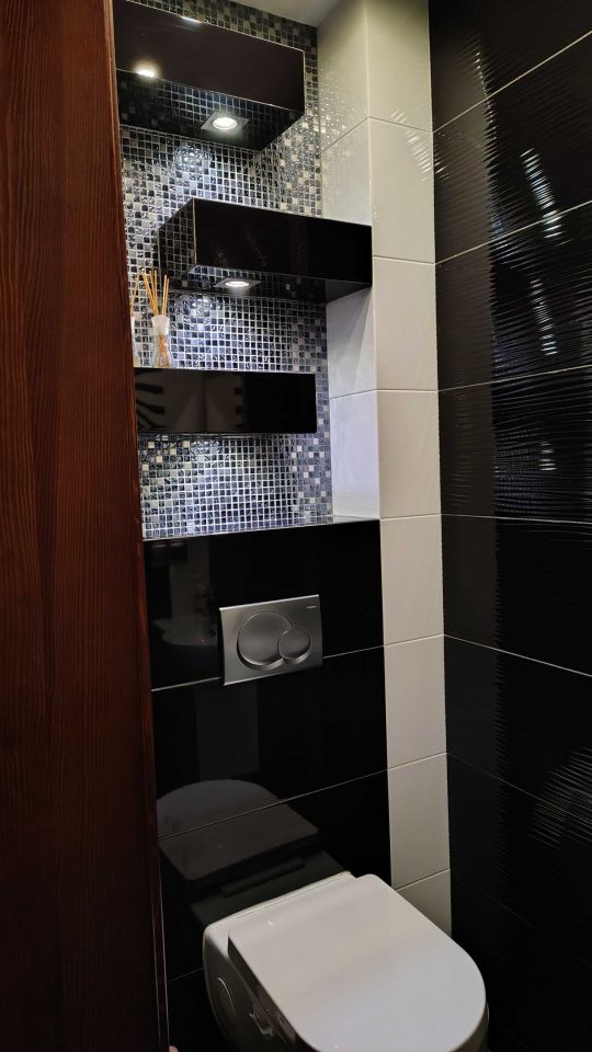 Mieszkanie 4-pokojowe Marki. Zdjęcie 3