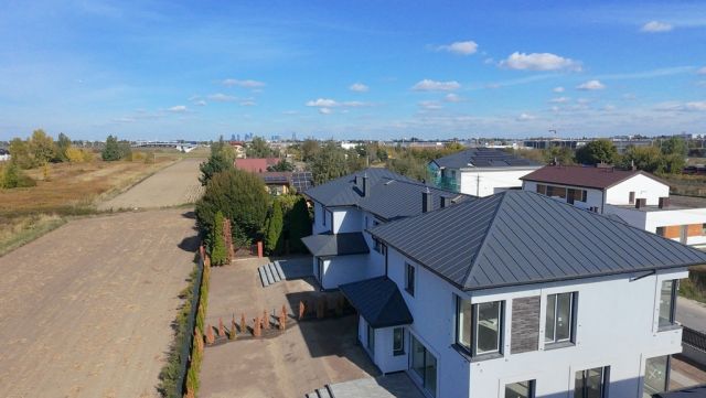 bliźniak, 6 pokoi Opacz Mała. Zdjęcie 20