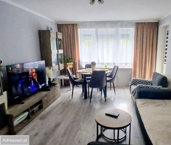 Mieszkanie 3-pokojowe Nowy Dwór Mazowiecki Centrum, ul. Legionów. Zdjęcie 1