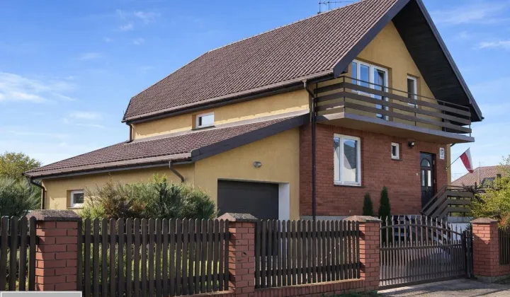 dom wolnostojący, 5 pokoi Białystok Dojlidy Górne, ul. Falowa