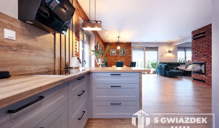 dom wolnostojący, 5 pokoi Szczecinek