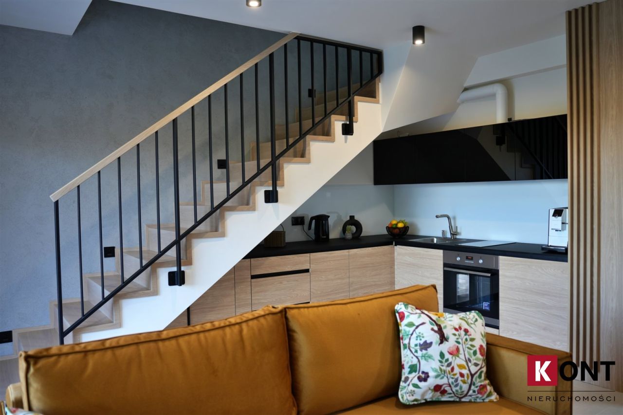 dom wolnostojący, 4 pokoje Zawadka. Zdjęcie 3