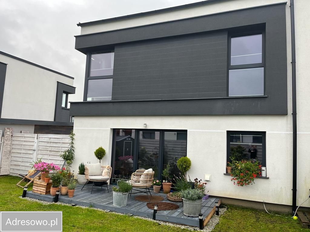 bliźniak, 4 pokoje Słupsk, ul. Stefana Banacha