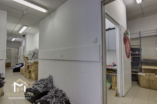 Lokal Bartoszyce, pl. Konstytucji 3 Maja. Zdjęcie 8
