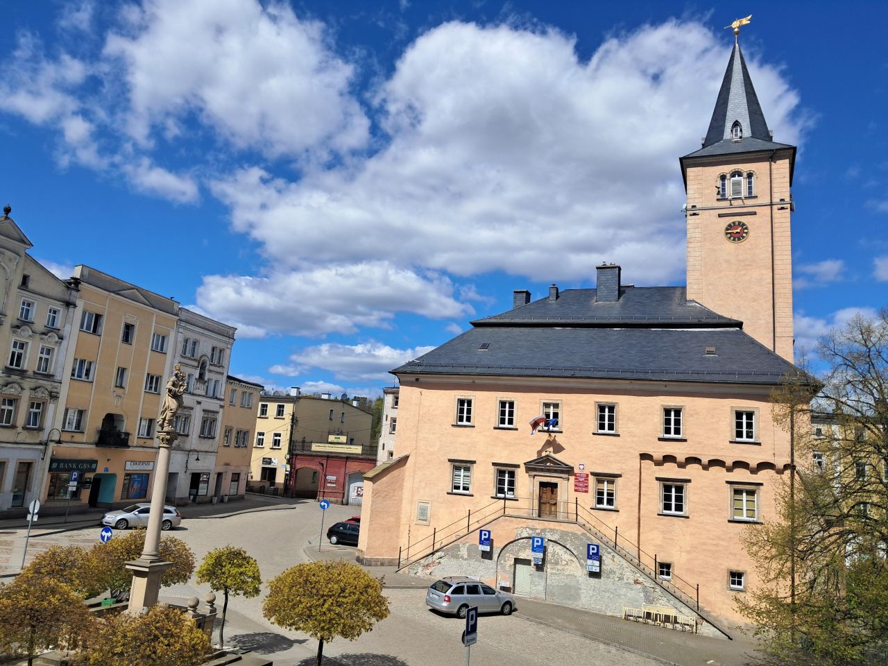 Mieszkanie 3-pokojowe Radków, rynek Rynek. Zdjęcie 10