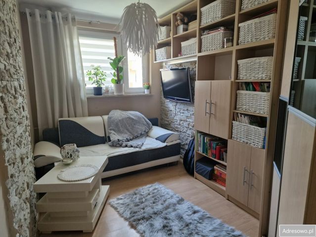 Mieszkanie 3-pokojowe Poddębice, ul. Południowa. Zdjęcie 1