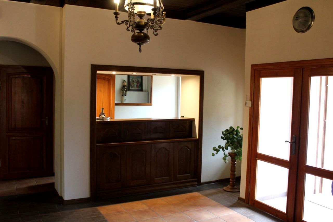 dworek, 11 pokoi Fałków. Zdjęcie 5