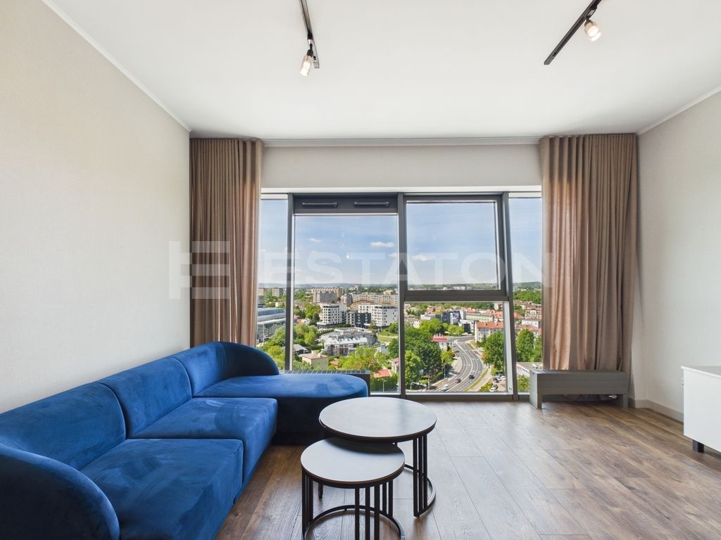Mieszkanie 4-pokojowe Rzeszów, ul. Fryderyka Szopena. Zdjęcie 1