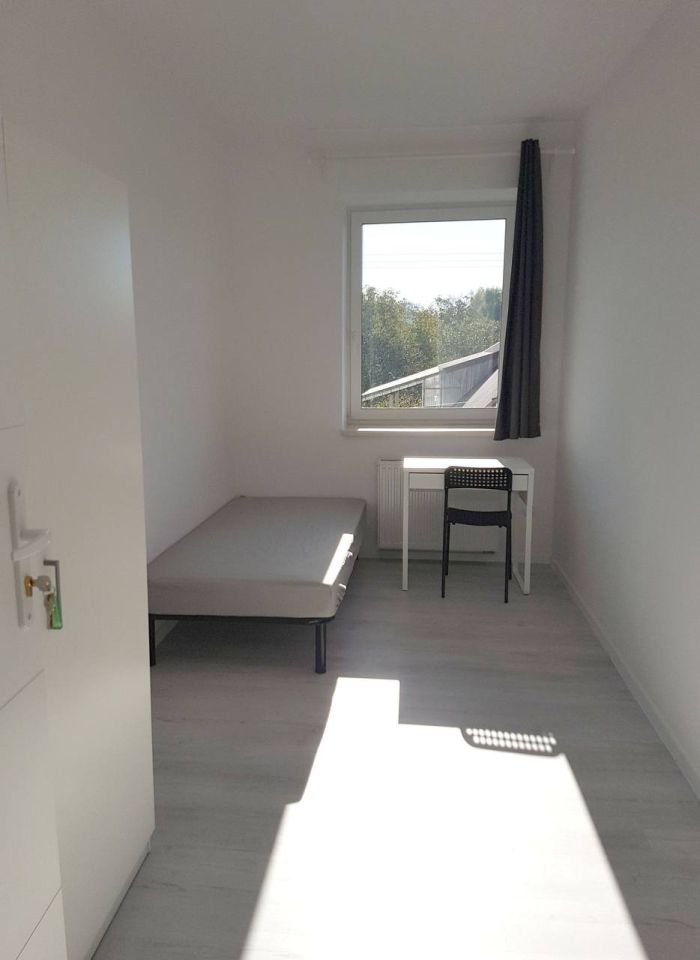 Pokój Rzeszów Zwięczyca, ul. Beskidzka. Zdjęcie 1
