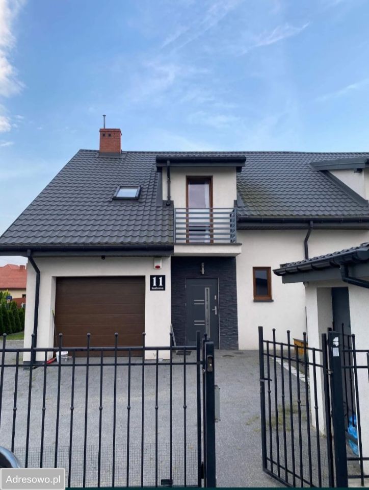 dom wolnostojący, 3 pokoje Maków Mazowiecki, ul. Szafirowa. Zdjęcie 1