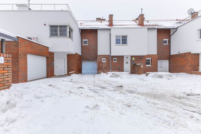 dom szeregowy, 5 pokoi Bielawa, ul. Warszawska. Zdjęcie 2