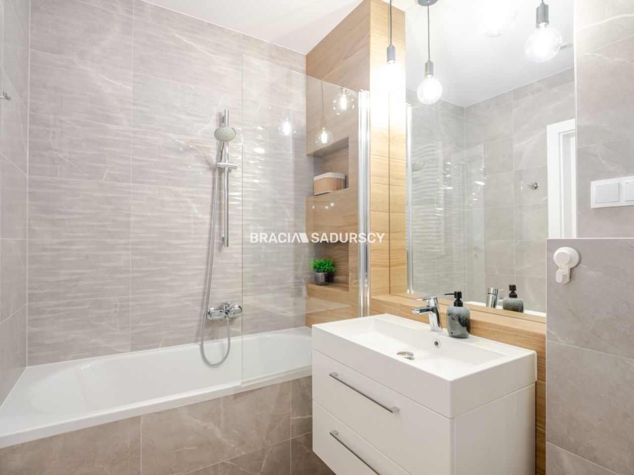 Mieszkanie 3-pokojowe Kraków Grzegórzki, ul. Bajeczna. Zdjęcie 17