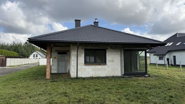 dom wolnostojący Wysoka Głogowska, ul. Brzozowa. Zdjęcie 1