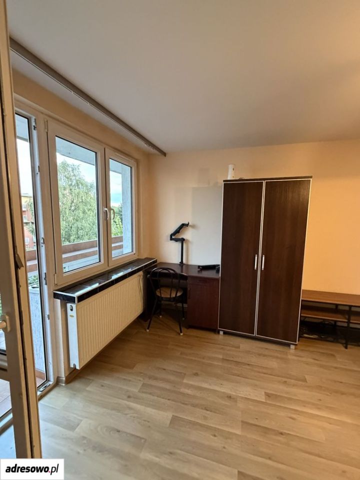 Mieszkanie 4-pokojowe Kraków Bieżanów, ul. Leonida Teligi. Zdjęcie 3