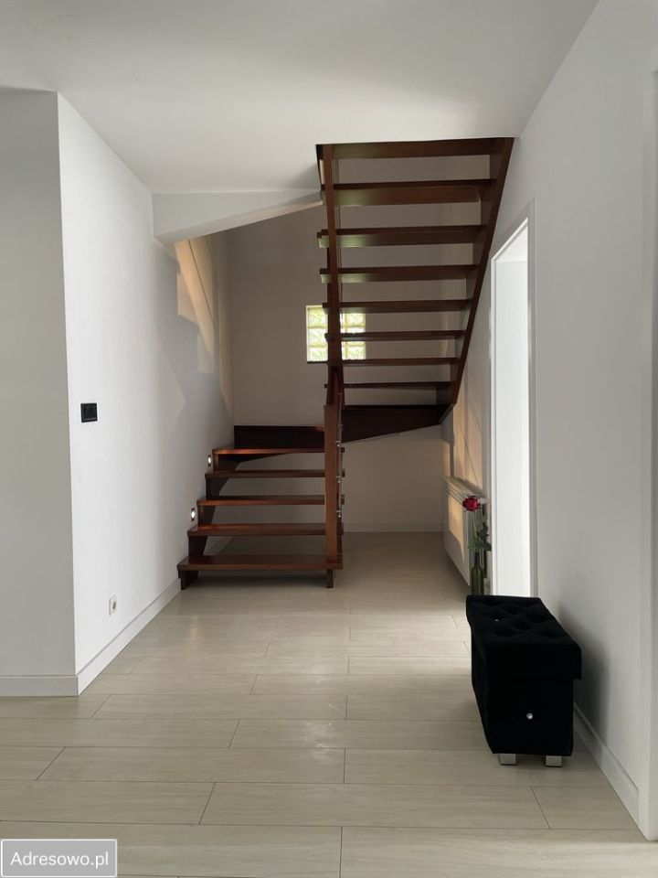 dom wolnostojący, 5 pokoi Rajec Szlachecki. Zdjęcie 5