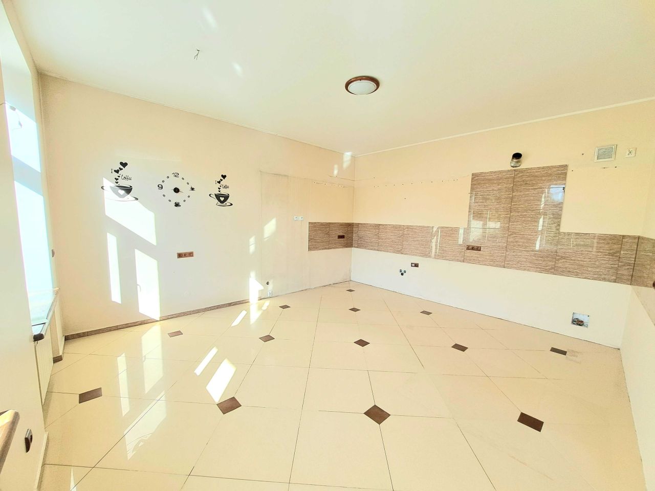 dom wolnostojący Radomsko, ul. Sienkiewicza. Zdjęcie 4