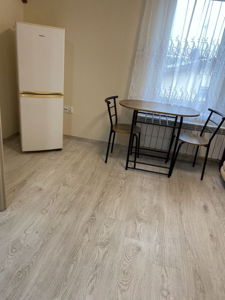 Mieszkanie 2-pokojowe Jędrzejów. Zdjęcie 3