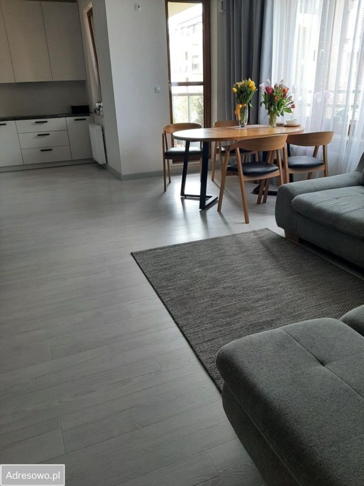 Mieszkanie 3-pokojowe Zamienie, ul. Thomasa Alva Edisona. Zdjęcie 3