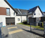 dom szeregowy, 6 pokoi Chwaszczyno, ul. Bursztynowa. Zdjęcie 4