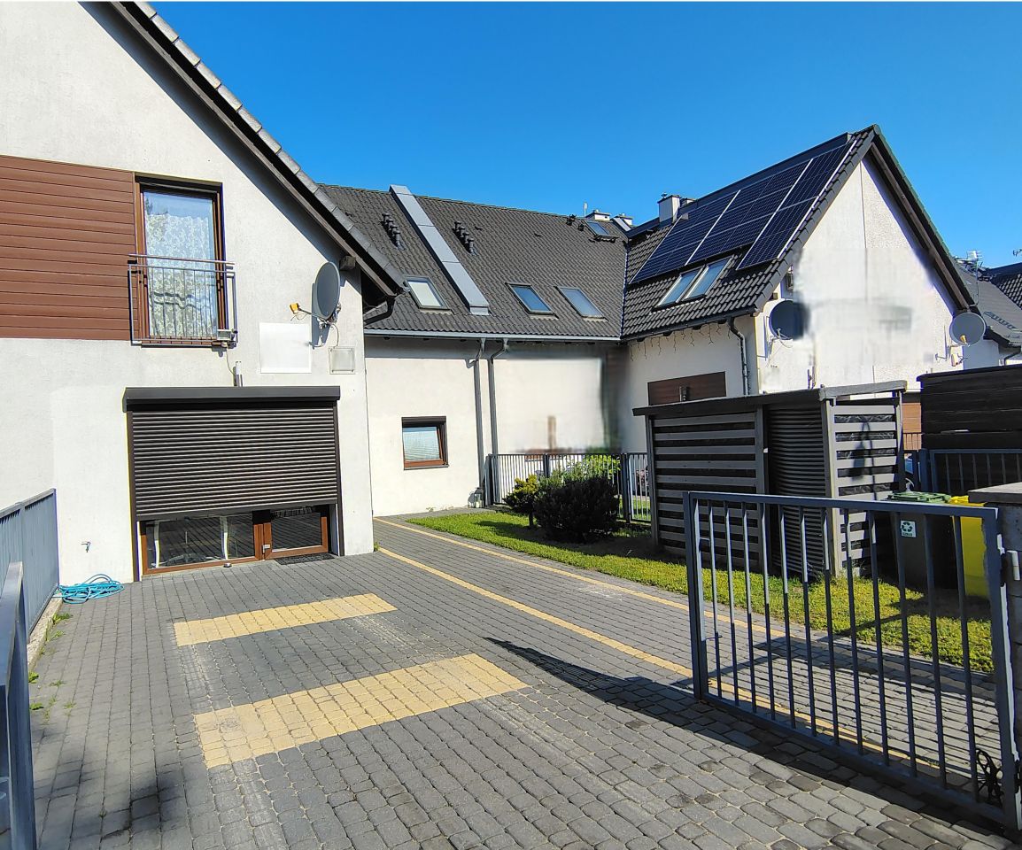 dom szeregowy, 6 pokoi Chwaszczyno, ul. Bursztynowa. Zdjęcie 5