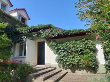 dom wolnostojący, 6 pokoi Strażów