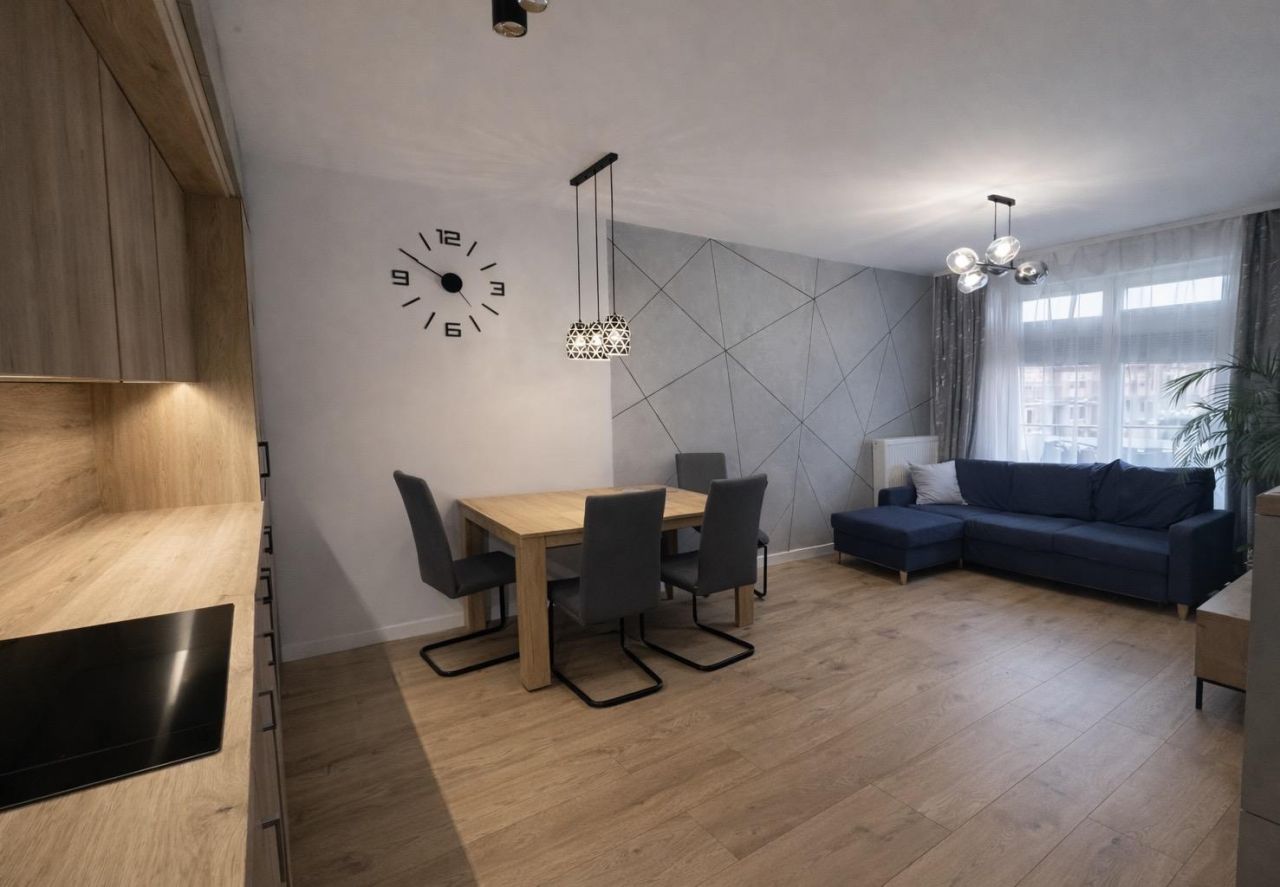 Mieszkanie 3-pokojowe Dominów, ul. Piękna. Zdjęcie 3