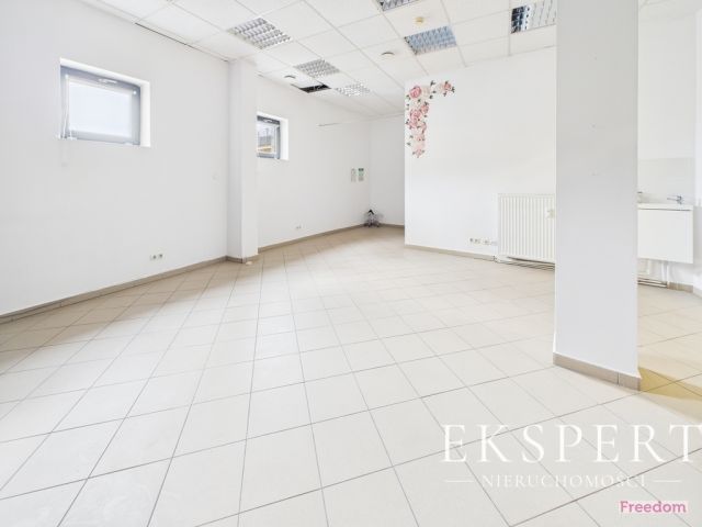 Lokal Koszalin, pl. Zwycięstwa. Zdjęcie 5
