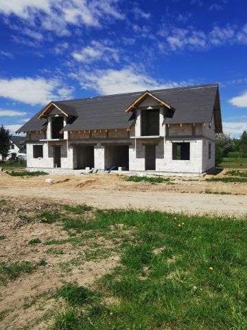 bliźniak Wiśniewo. Zdjęcie 1