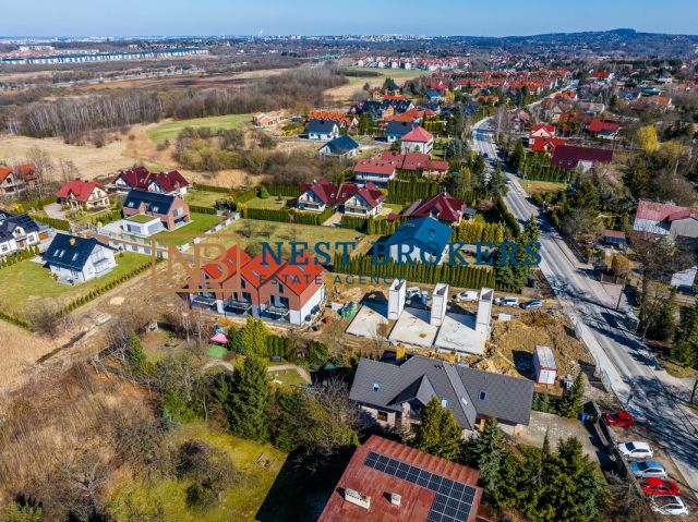 Mieszkanie 4-pokojowe Kraków Dębniki, ul. Leona Petrażyckiego. Zdjęcie 3