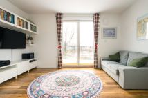 Mieszkanie 4-pokojowe Warszawa Zerzeń, ul. Chodzieska. Zdjęcie 4