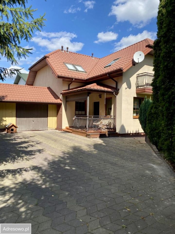 dom wolnostojący, 5 pokoi Drzewica, ul. Cmentarna. Zdjęcie 12