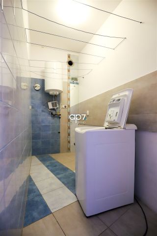 dom szeregowy, 9 pokoi Kraków Prądnik Biały, ul. Nad Sudołem. Zdjęcie 19