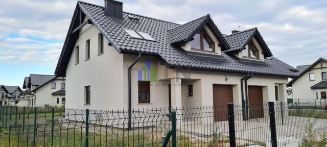 bliźniak, 5 pokoi Chrząstawa Mała. Zdjęcie 8