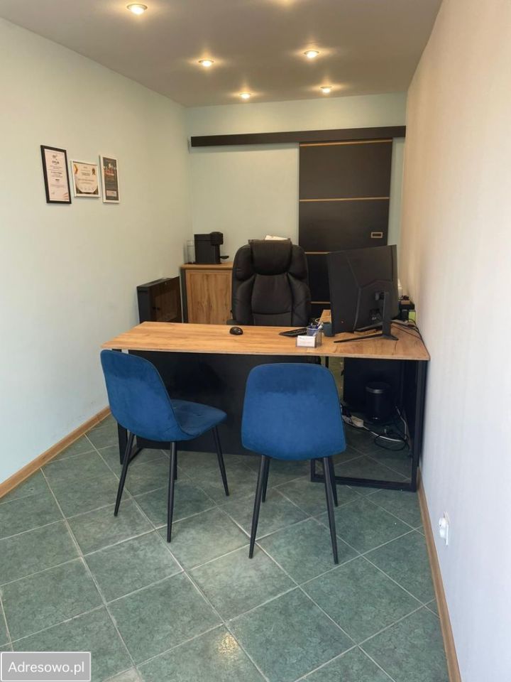 Biuro Jawor, pl. Wolności. Zdjęcie 2