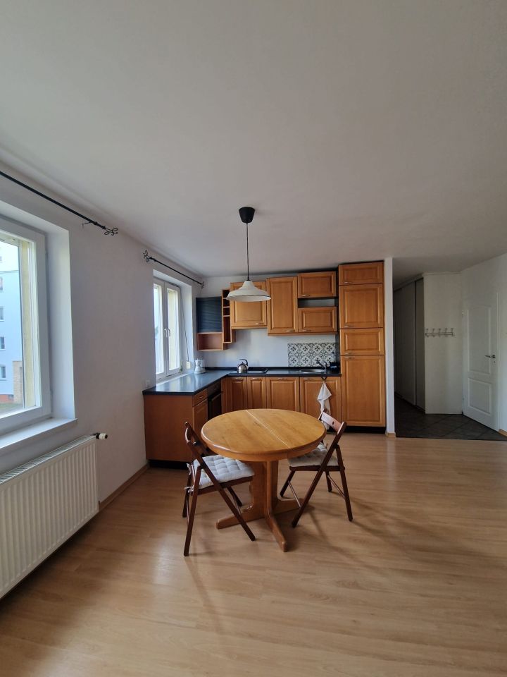 Mieszkanie 2-pokojowe Poznań Stare Miasto, os. Zygmunta Starego. Zdjęcie 4