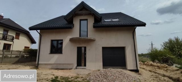 dom wolnostojący, 5 pokoi Cyprianka. Zdjęcie 1