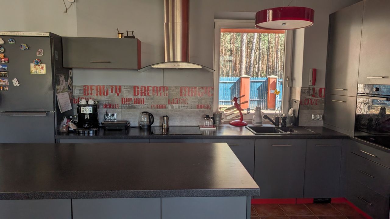 dom wolnostojący, 5 pokoi Józefów, ul. Wczasowa. Zdjęcie 2