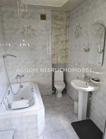 dom wolnostojący, 5 pokoi Lubień Kujawski. Zdjęcie 15