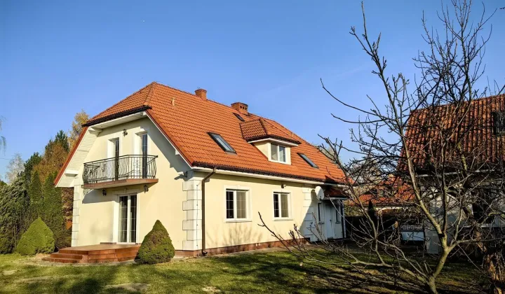 dom wolnostojący, 8 pokoi Żelechów, ul. Wspólna