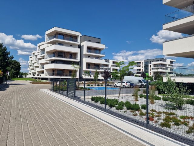 Mieszkanie 4-pokojowe Opole Zaodrze, ul. Feliksa Nowowiejskiego. Zdjęcie 1