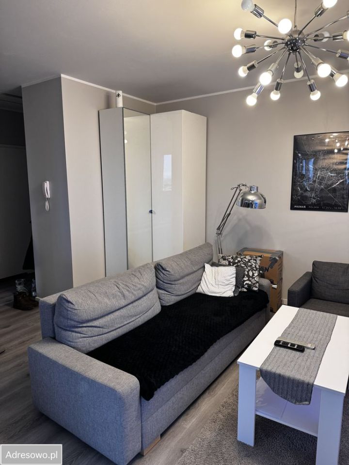 Mieszkanie 2-pokojowe Warszawa Gocław, ul. Ostrobramska. Zdjęcie 1