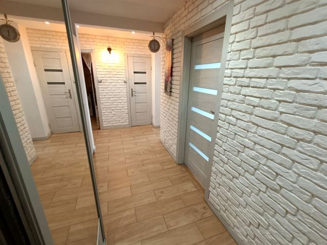 Mieszkanie 3-pokojowe Konin Pawłówek, ul. Sadowa. Zdjęcie 1