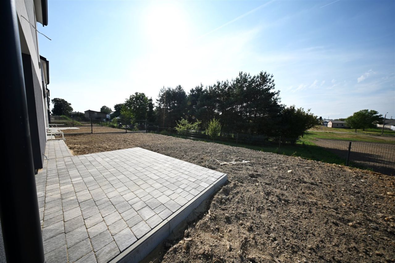 dom wolnostojący, 4 pokoje Niemce. Zdjęcie 2