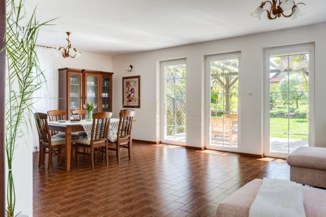 bliźniak, 15 pokoi Dębogórze. Zdjęcie 2